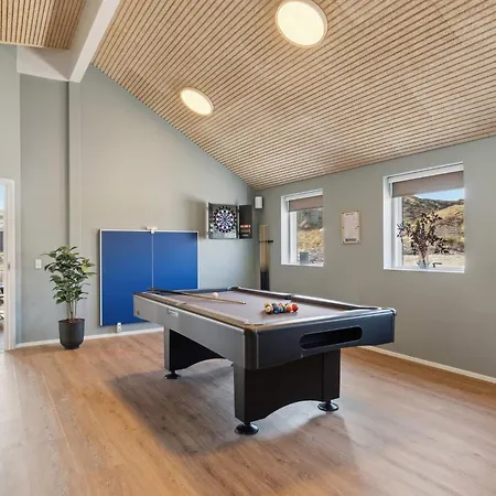 5 Star In Henne בית נופש *