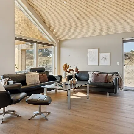 5 Star In Henne * האנה סטרנד