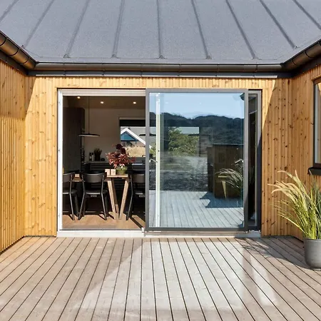 5 Star In Henne * האנה סטרנד