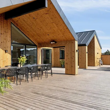 בית נופש 5 Star In Henne *