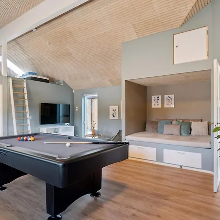 5 Star In Henne Ferienhaus